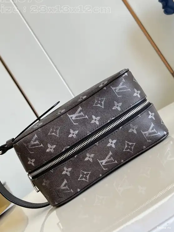 Cheap bag-23*13*12CM VUITTON LOCKER KIT DOPP LOUIS 0604